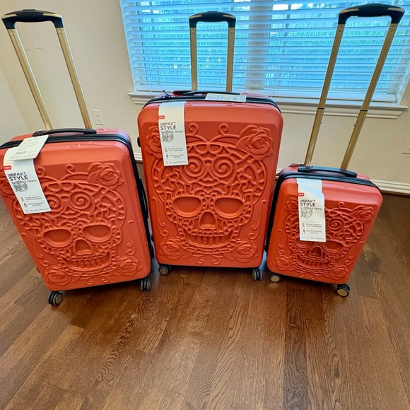 IT LUGGAGE Sugar Skull - Candy Calavera  Halloween Edition 29” 25” 18” Suitcases - Picture 1 of 15